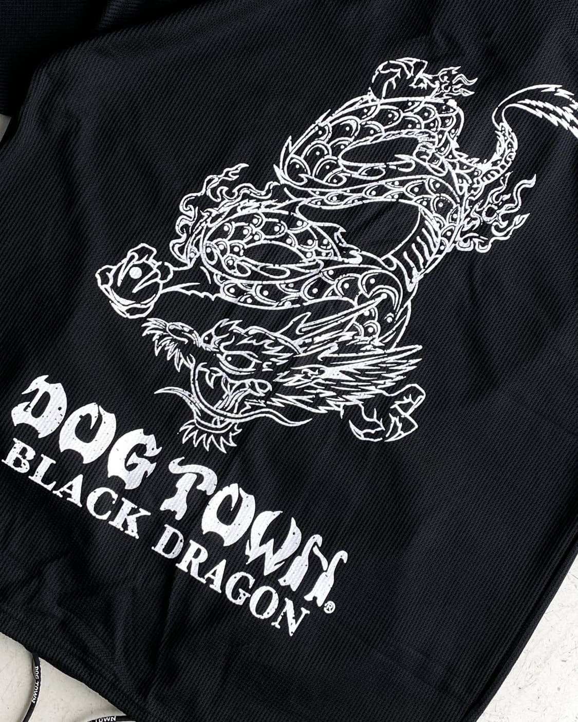 독타운 블랙 드래곤 빅 스텐실 집업 하프 셔츠 상품이미지8