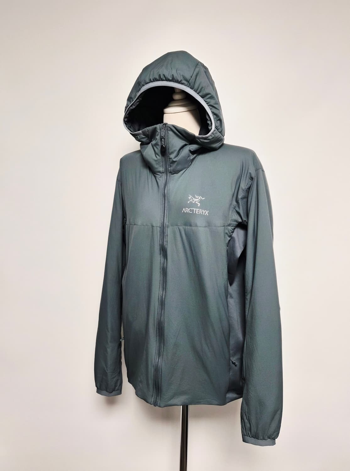 아크테릭스 아톰 LT후디 그레이 m사이즈 상품이미지1