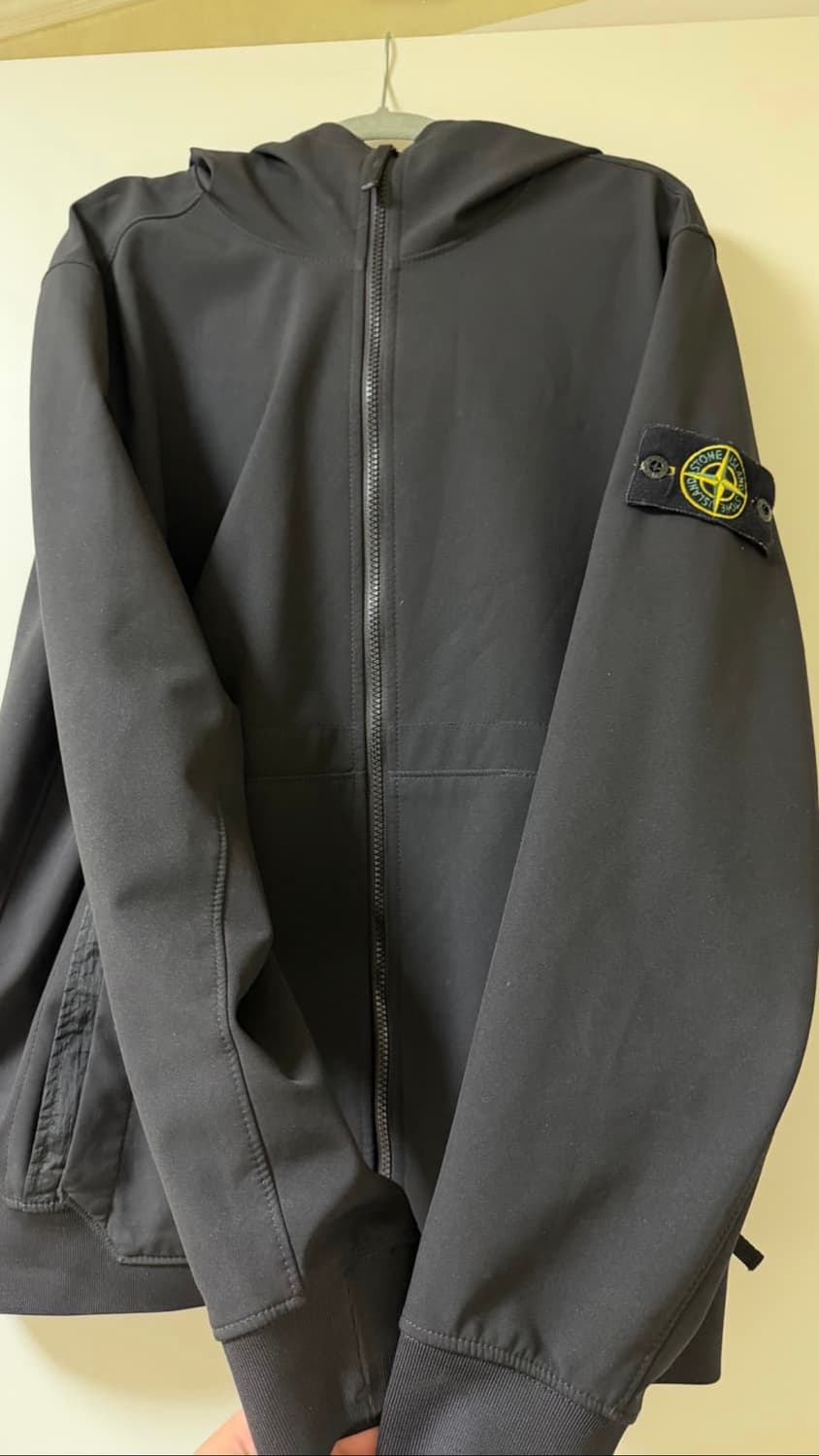 스톤아일랜드 소프트쉘 XL 상품이미지5