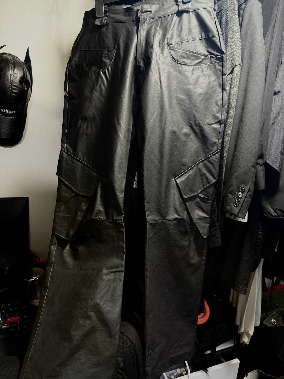 바로크 24FW 코팅 카고 팬츠 팝니다 상품이미지5