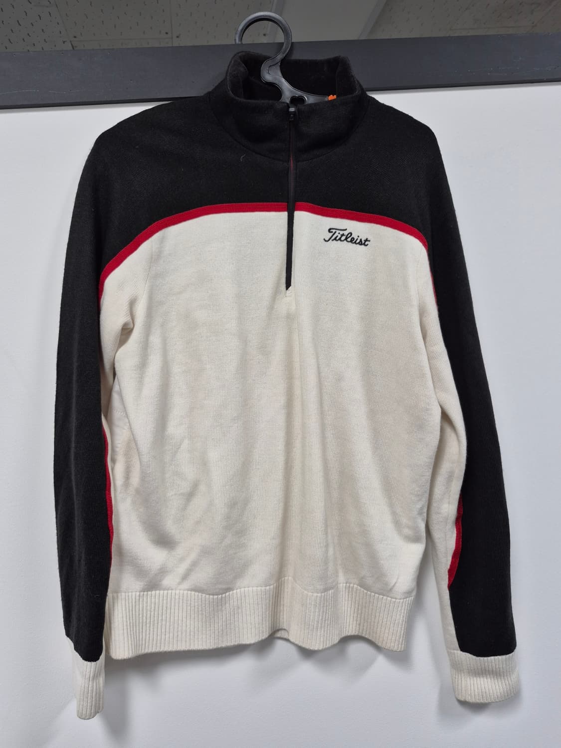 타이틀리스트 남자 골프웨어 반집업 95 사이즈 팝니다 상품이미지1