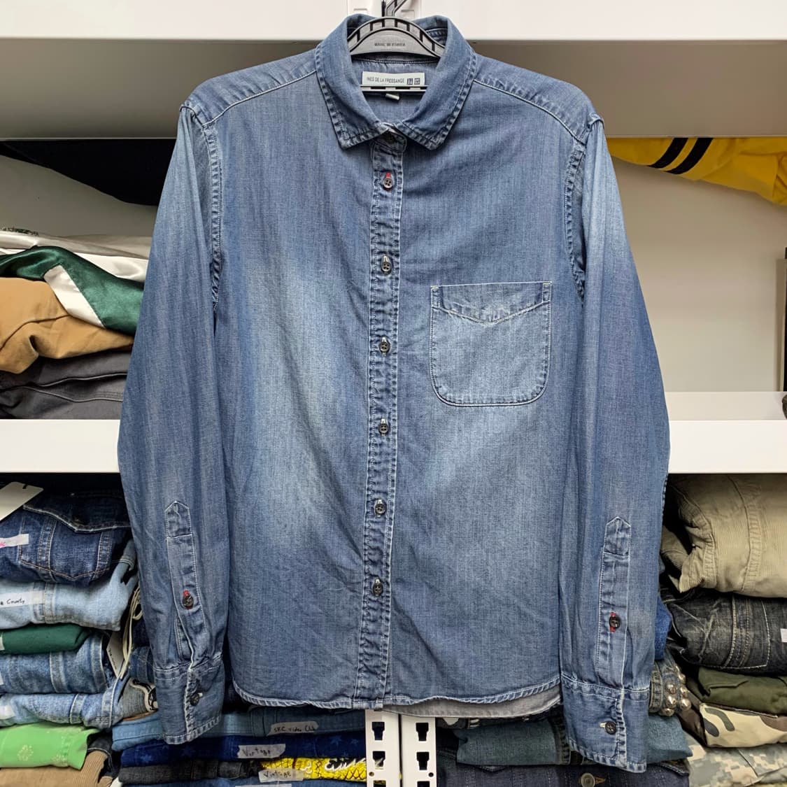 [S/WOMEN] 유니클로X이네스 드 라 프라상쥬 데님 샴브레이 셔츠 상품이미지2