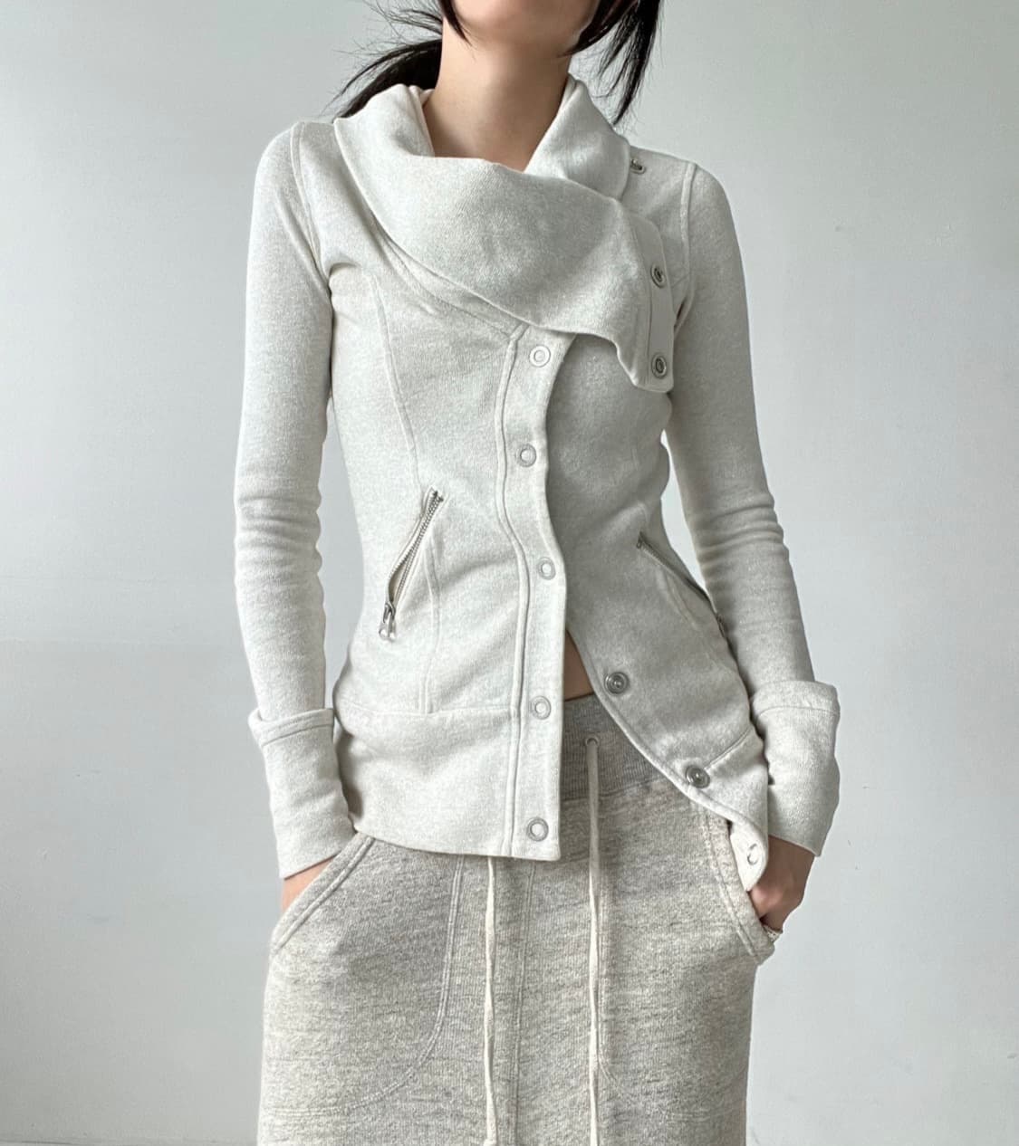 A/X 드레이프 하이넥 버튼 탑 상품이미지3