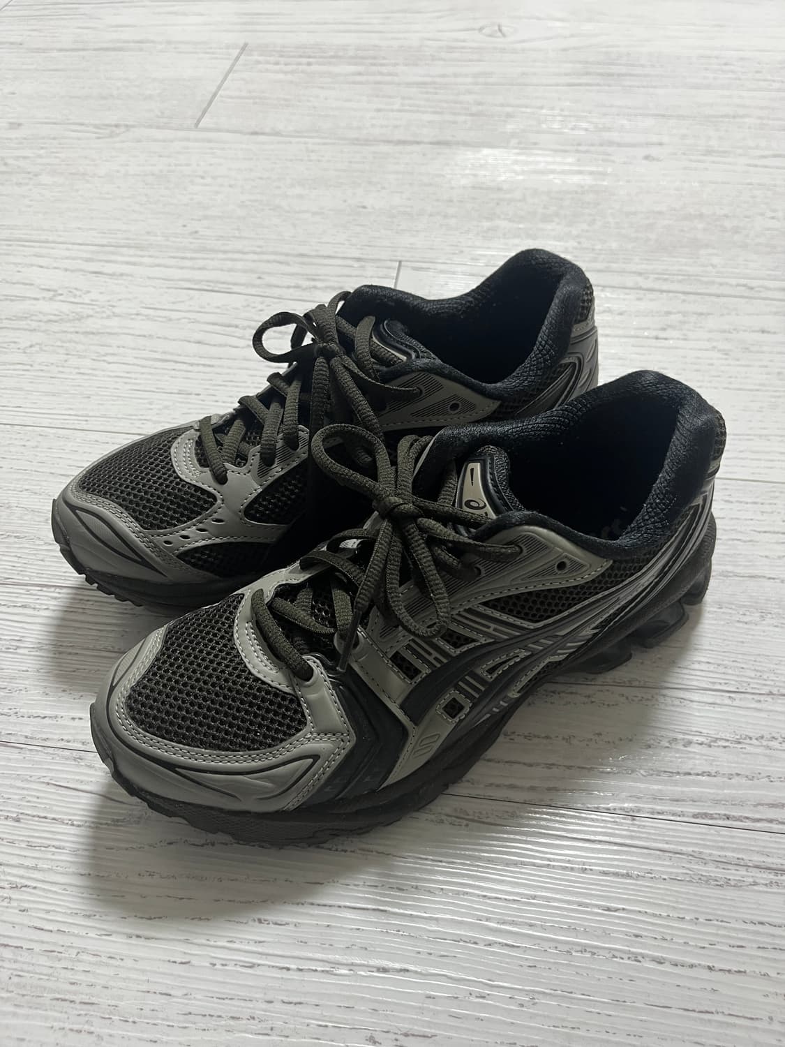 아식스 x 아트모스 x 언더마이카 젤 카야노 14 페퍼 블랙 상품이미지1