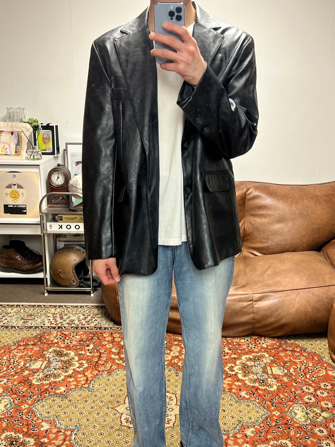 [착용샷] ROA 페이크 레더 가죽 블레이저 블랙 Free 상품이미지5