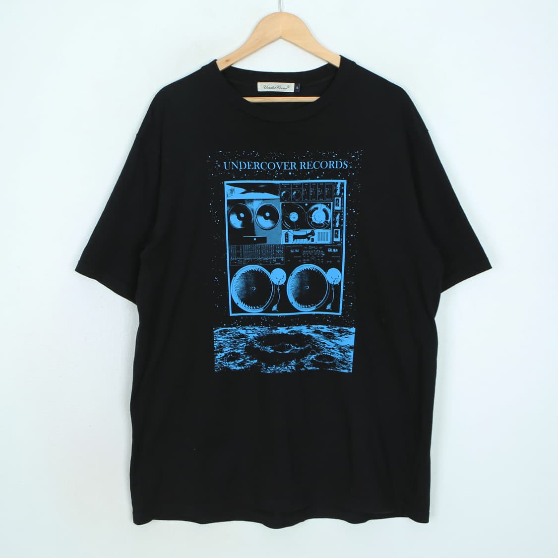 언더커버 레코드 반팔 상품이미지1