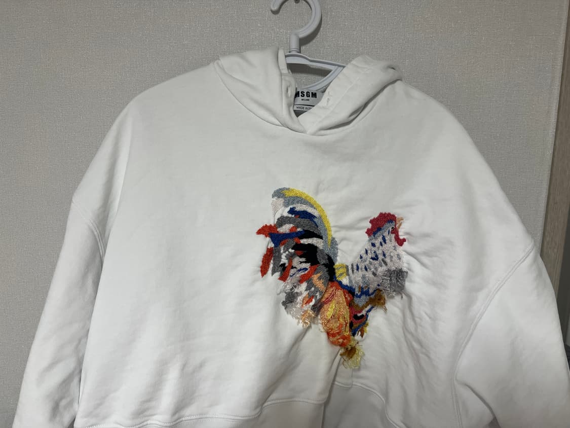 MSGM 화이트 크롭 후드티 상품이미지2