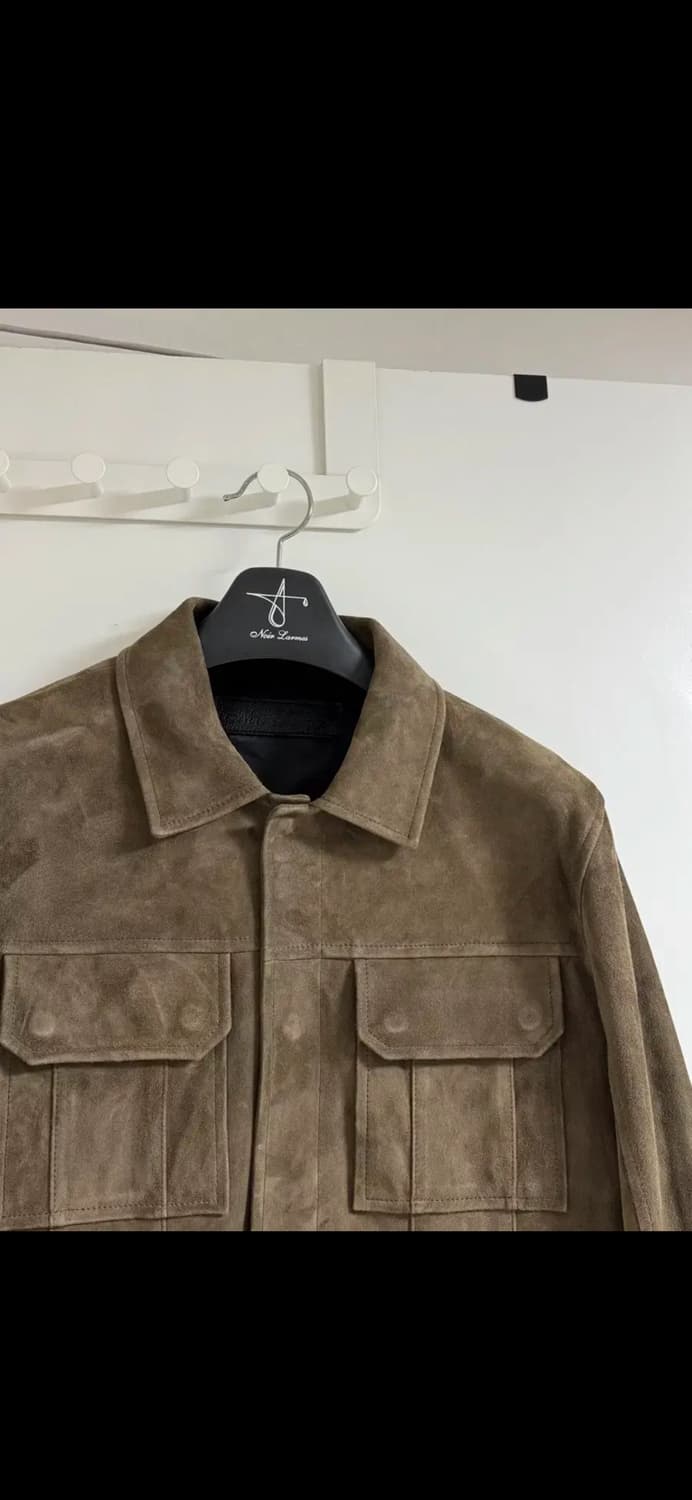 느와르 라르메스 스텐다드 스웨이드 트러커 자켓 카키브라운 상품이미지2