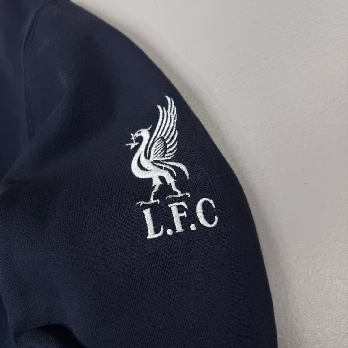 아디다스 X 리버풀 00s 올드스쿨 블록코어 후드집업 상품이미지5