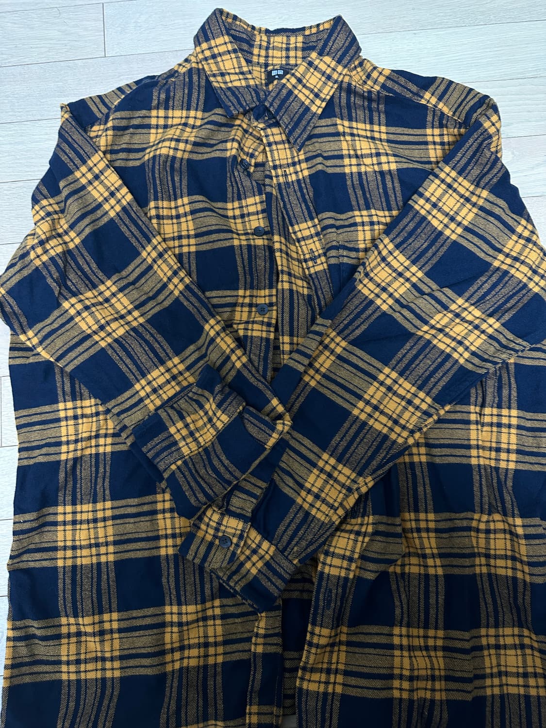 유니클로 플란넬셔츠 판매합니다. 상품이미지1