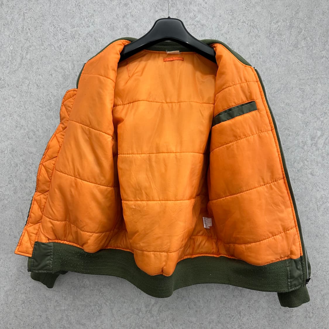 100 재팬 남자 카키 항공점퍼 상품이미지3