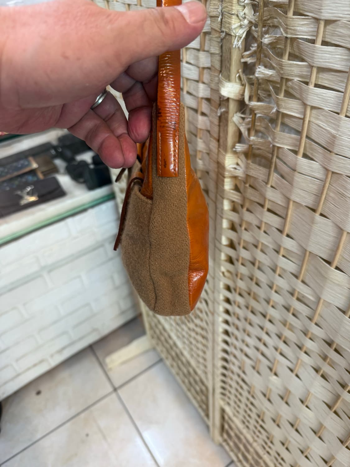 정품 ㅇ이우미우 95ss 빈티지 호보백 팝니다 상품이미지3