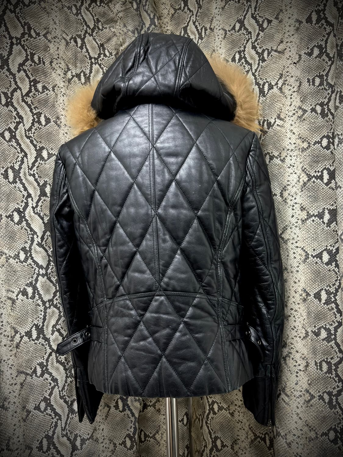 SheepSkin Down Leather Buckle Detail Fur 상품이미지9