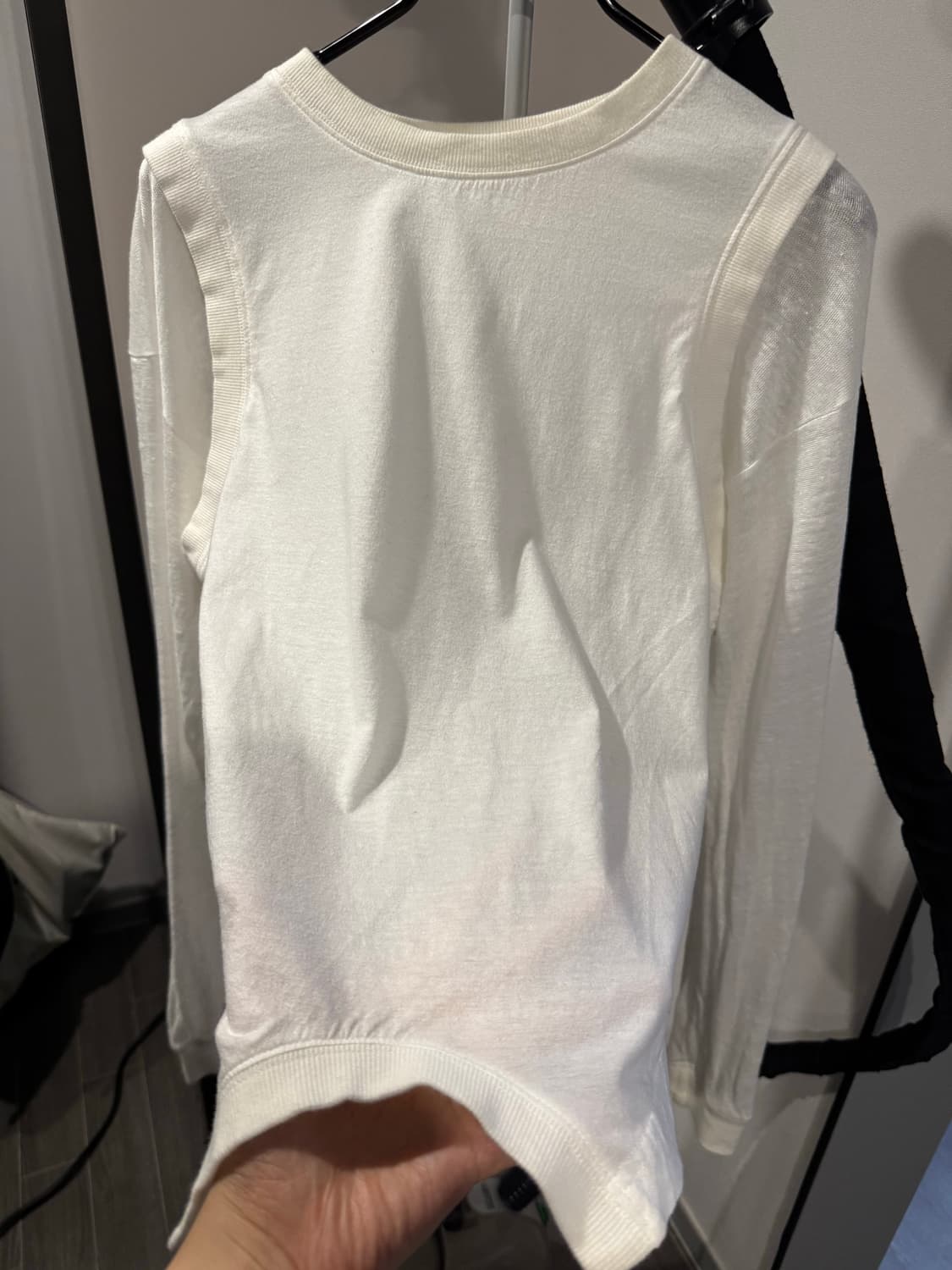 뮤지엄비지터 티셔츠 상품이미지4