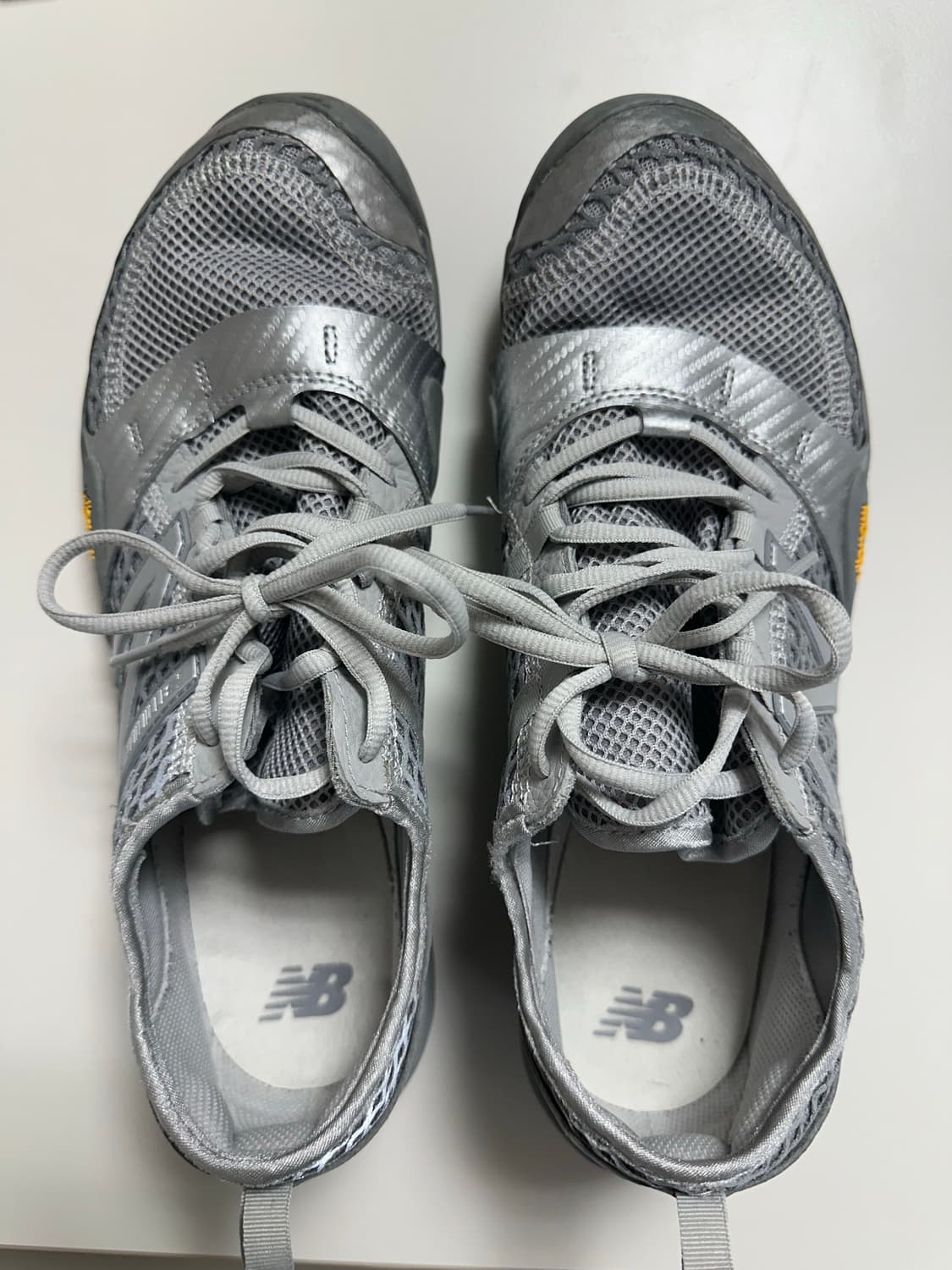 뉴발란스 미니머스 MT10O 슬레이트 그레이 실버 메탈릭 295 상품이미지1