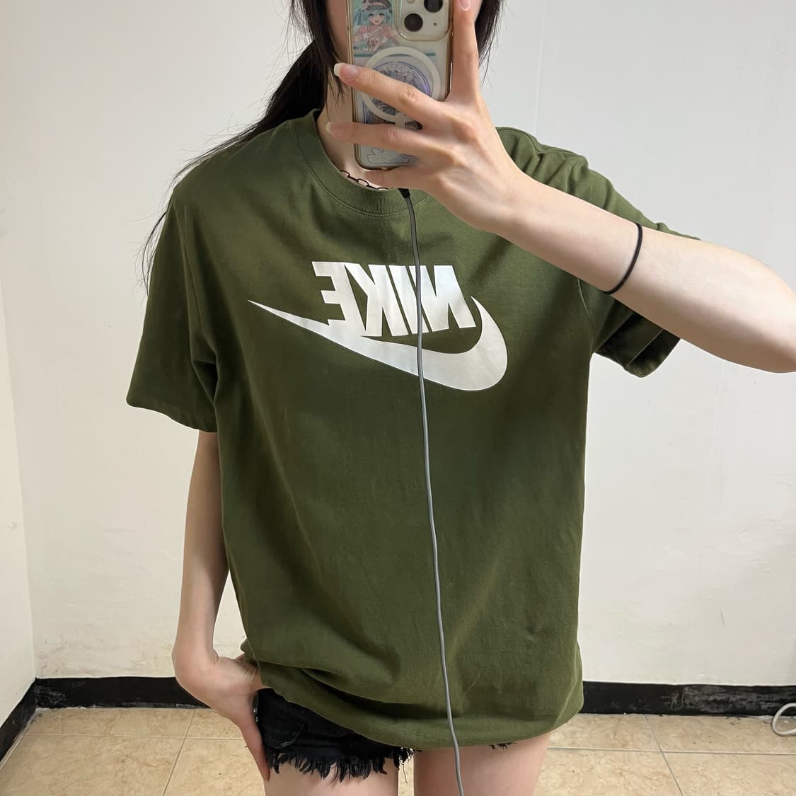 Nike Khaki T-Shirt 상품이미지3
