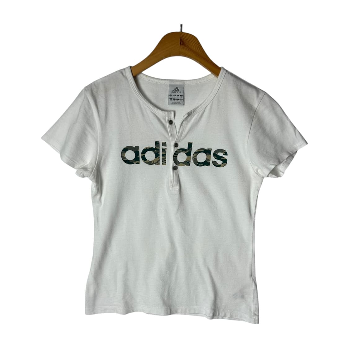 [adidas] 아디다스 카모로고 헨리넥 반소매티  상품이미지1