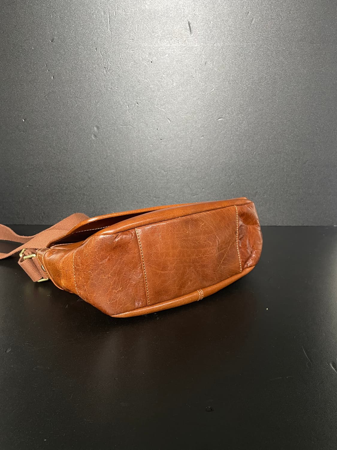 snobbist 버팔로 레더 크로스백 made in japan 상품이미지5