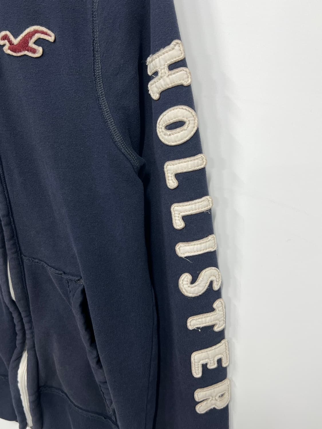 홀리스터 사이드 레터링 Y2K 네이비 풀 후드집업 상품이미지3