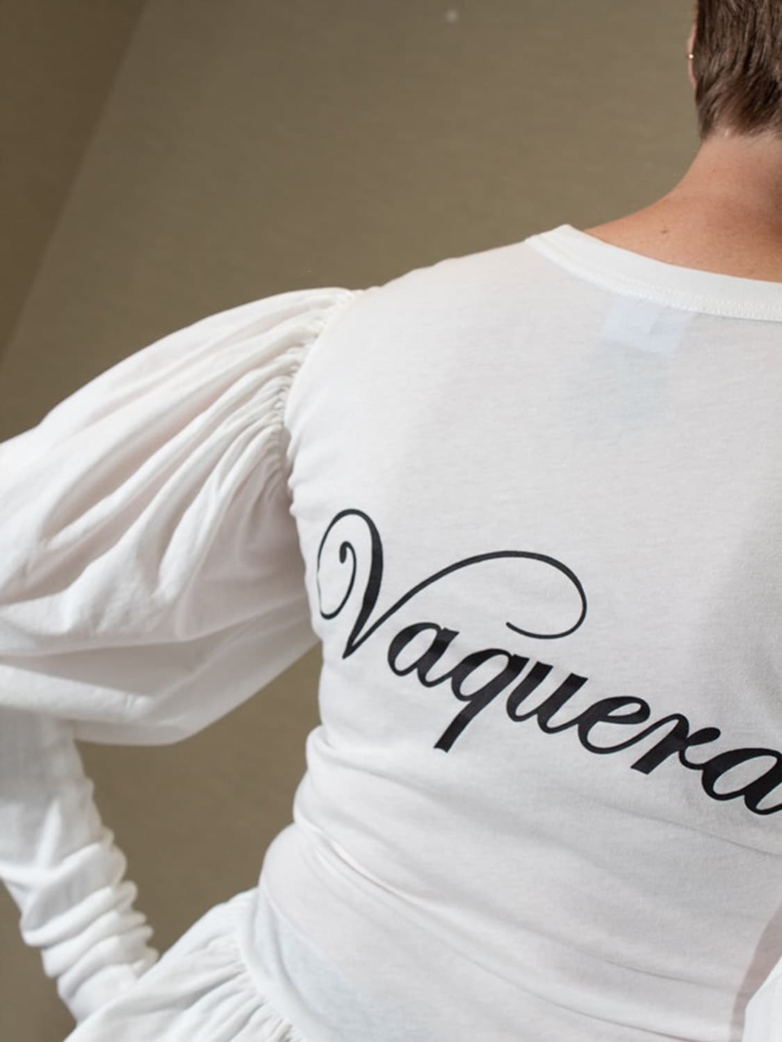 [S,M]바퀘라 25ss Romantic 프릴 티셔츠 상품이미지2