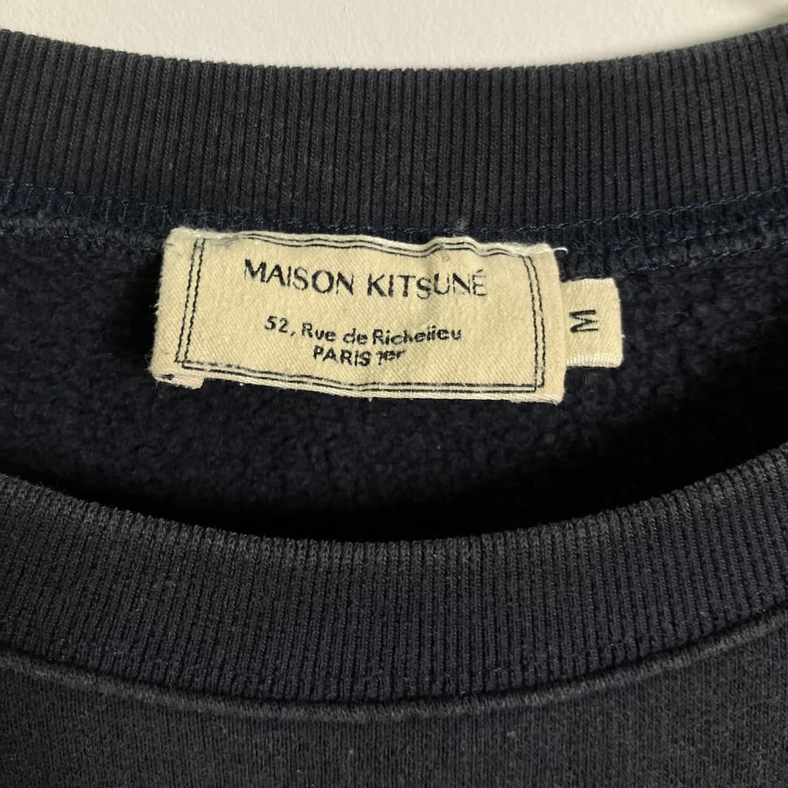 메종키츠네 트라이앵글 폭스 패치 스웨트셔츠 M 상품이미지3