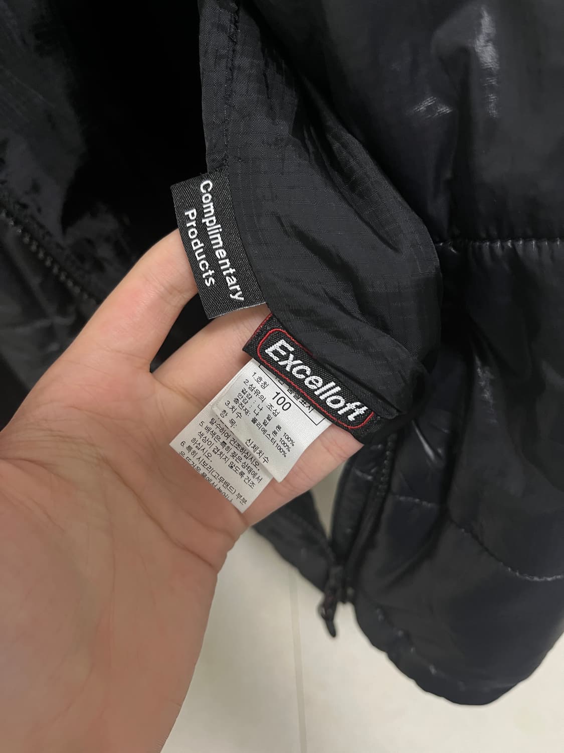 노스페이스 Excelloft 경량패딩 팔아요 100사이즈 상품이미지3