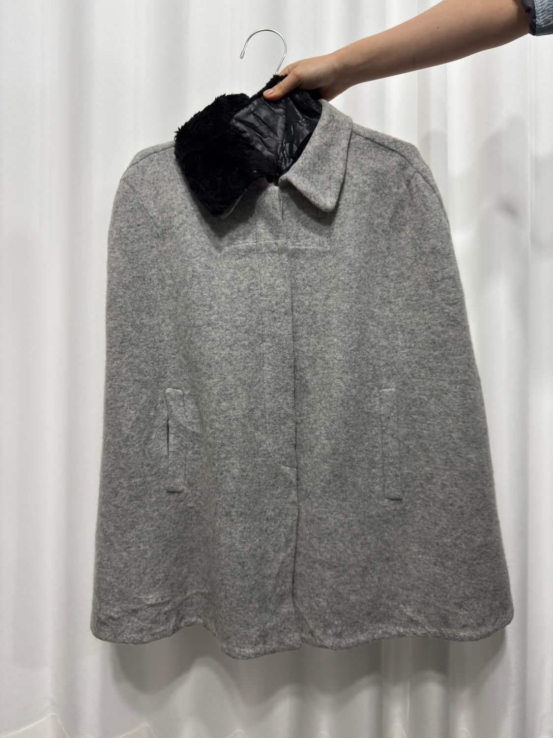 soft gray wool cape 상품이미지7