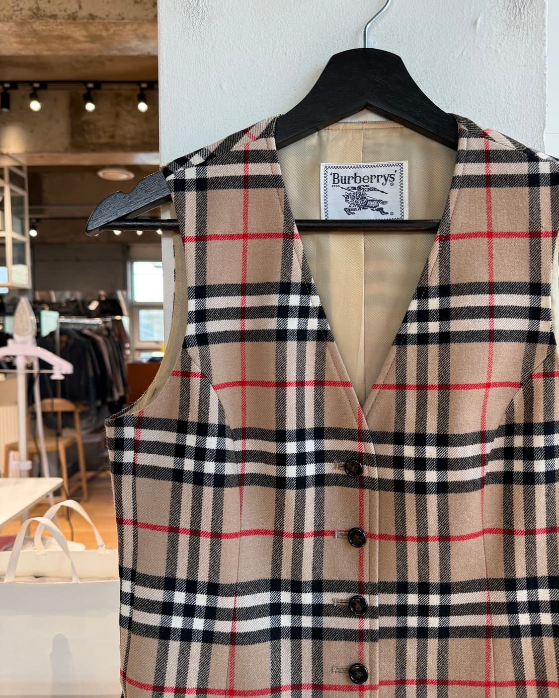 버버리 브라운 노바체크 베스트  상품이미지4