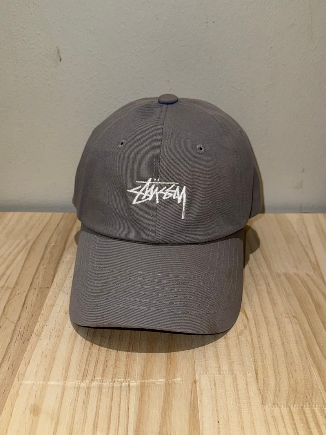 스투시 로고 볼캡 상품이미지2