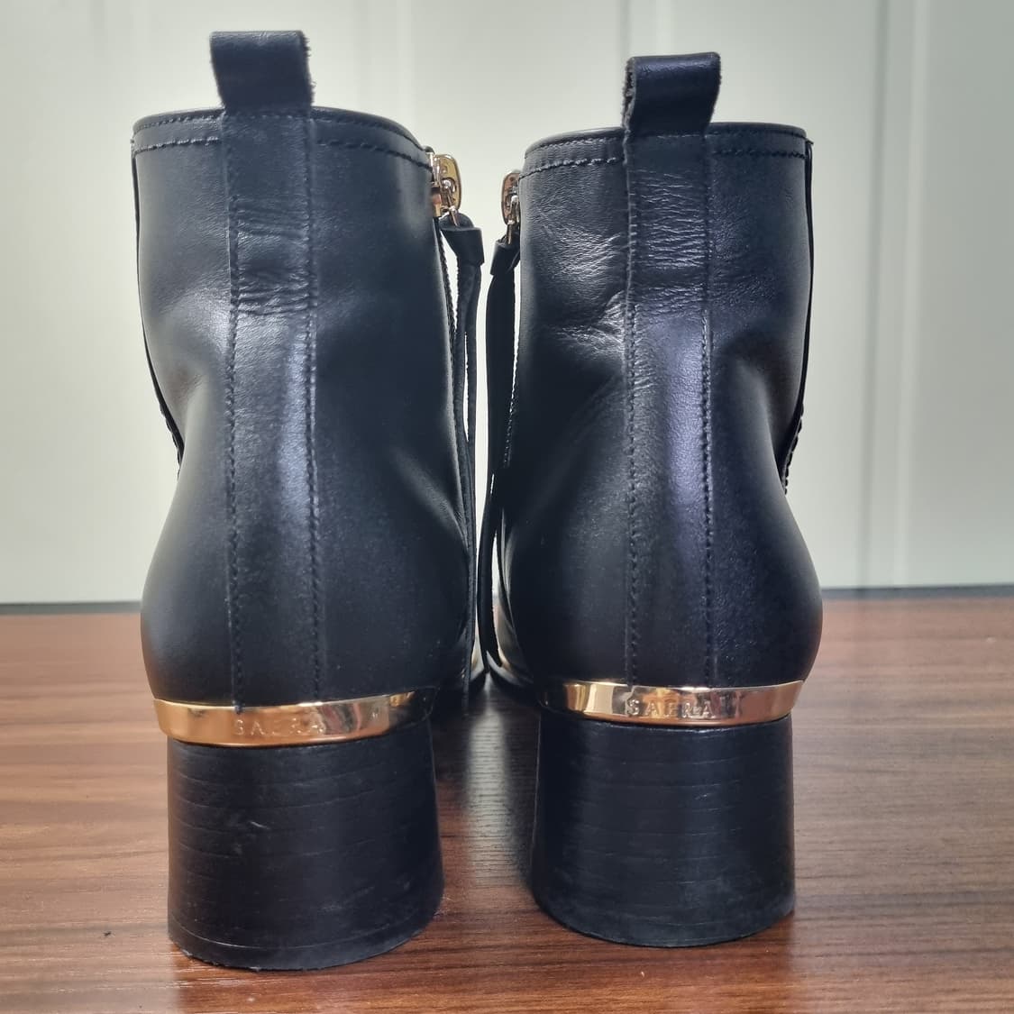 세라 컴포트 가죽 앵클부츠 230 상품이미지3