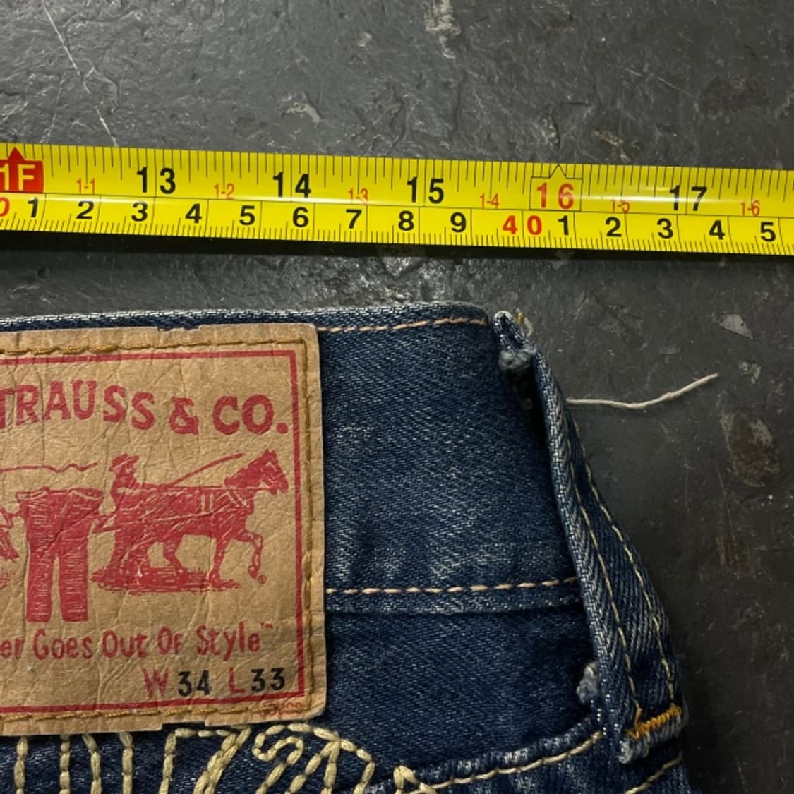 34 리바이스 901 타입원 Thread 자수 데님팬츠  상품이미지8
