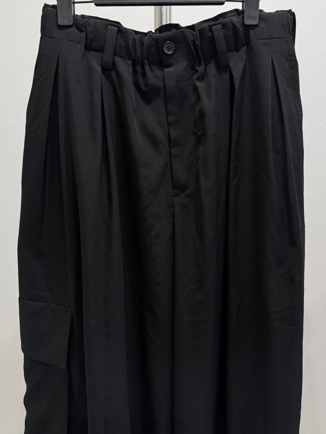 요지야마모토 24aw 사이드 카고 와이드 하카마 팬츠 상품이미지3