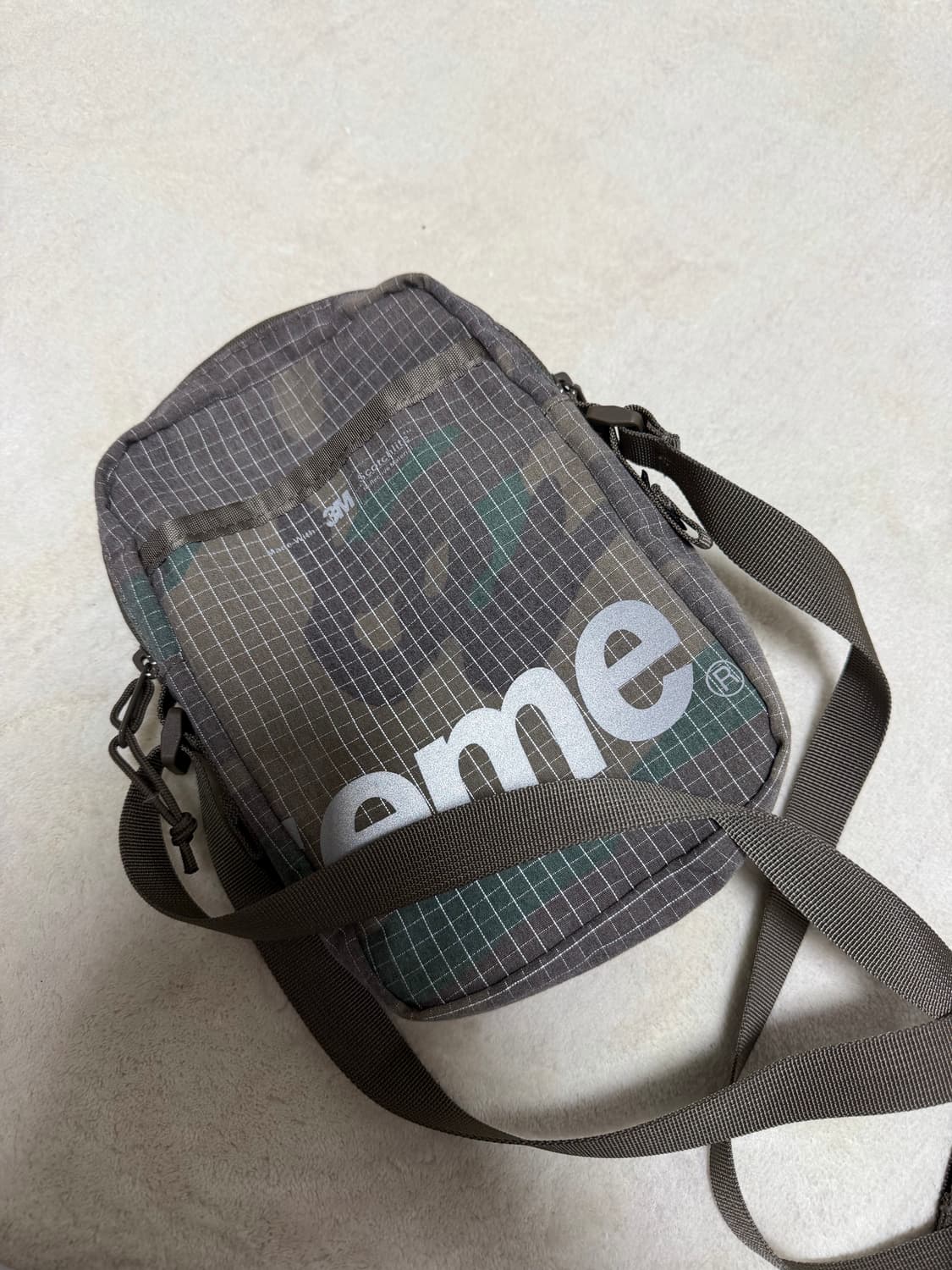 슈프림 미니 크로스백 상품이미지2