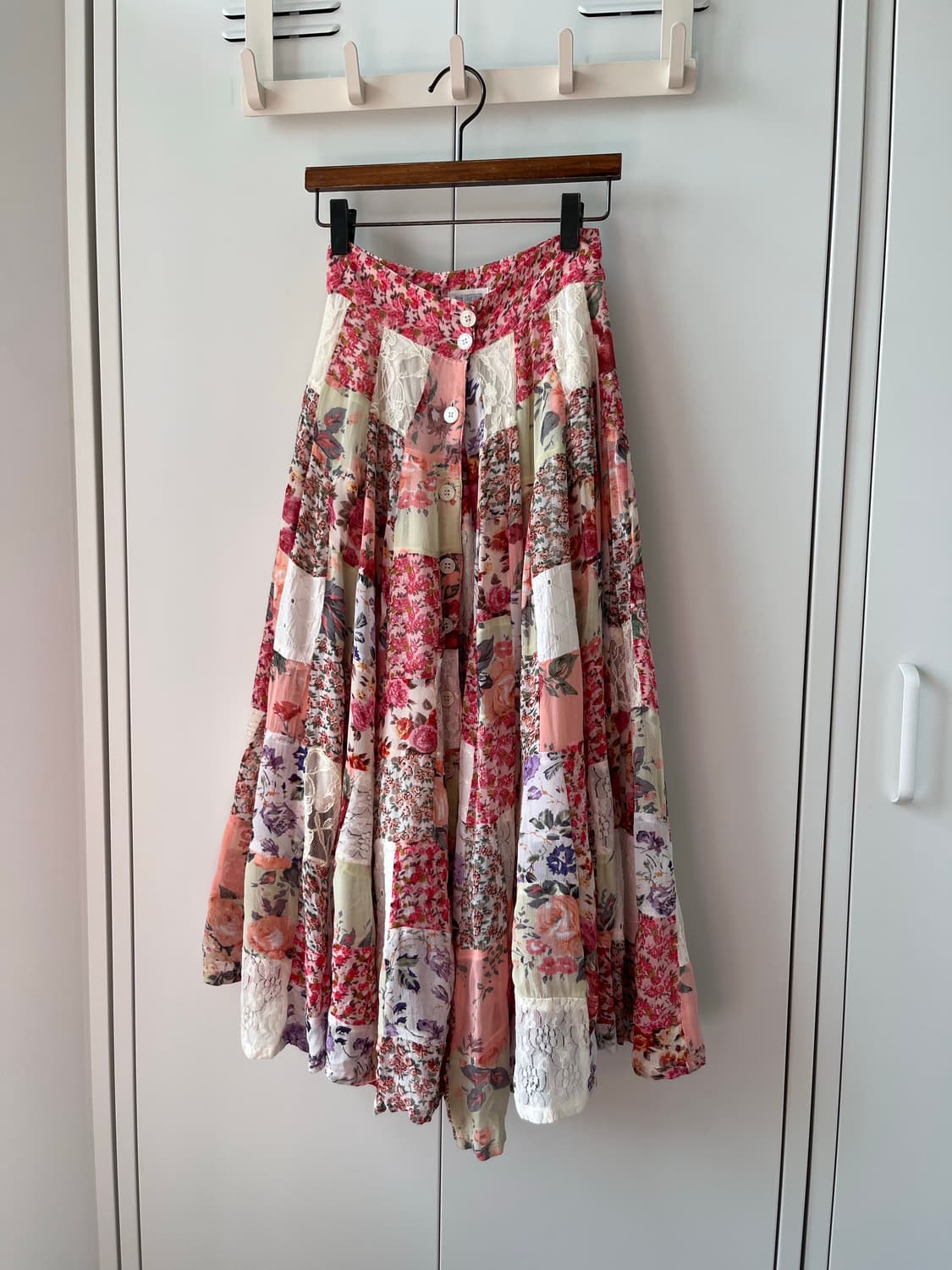 Togetheri 잔꽃 패치워크 레이스 스커트 상품이미지6