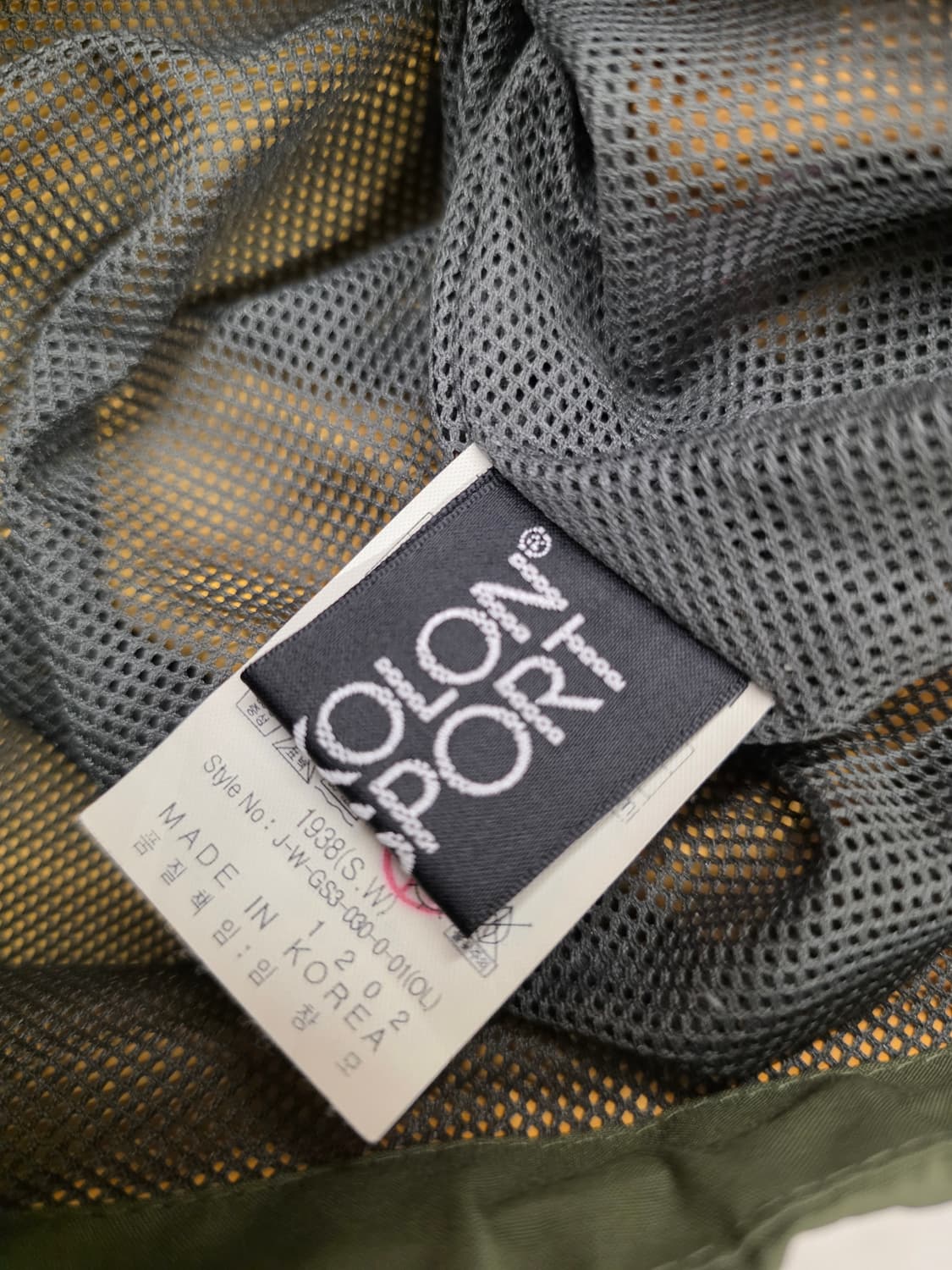 코오롱스포츠 남자 고어택스 바람막이자켓.
싸이즈 115. 
 상품이미지7