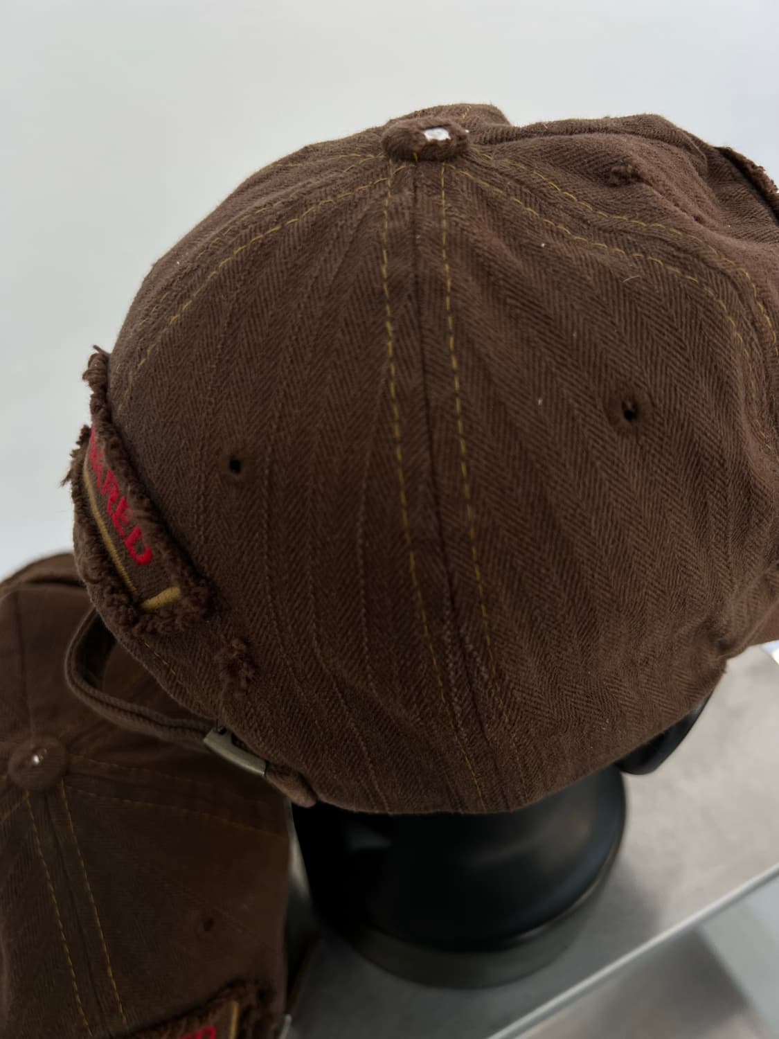 디쑤퀘 숏창 캡  상품이미지5