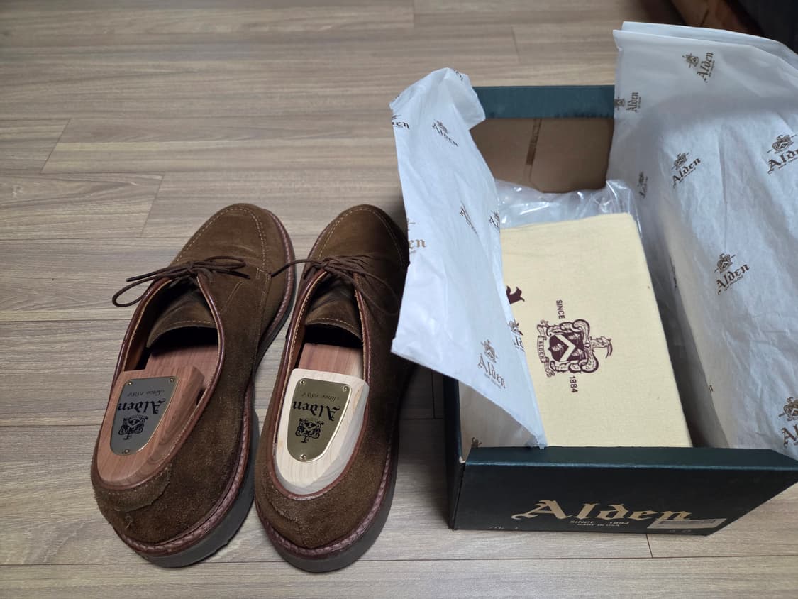 알든 702 9D 사이즈 판매 상품이미지8