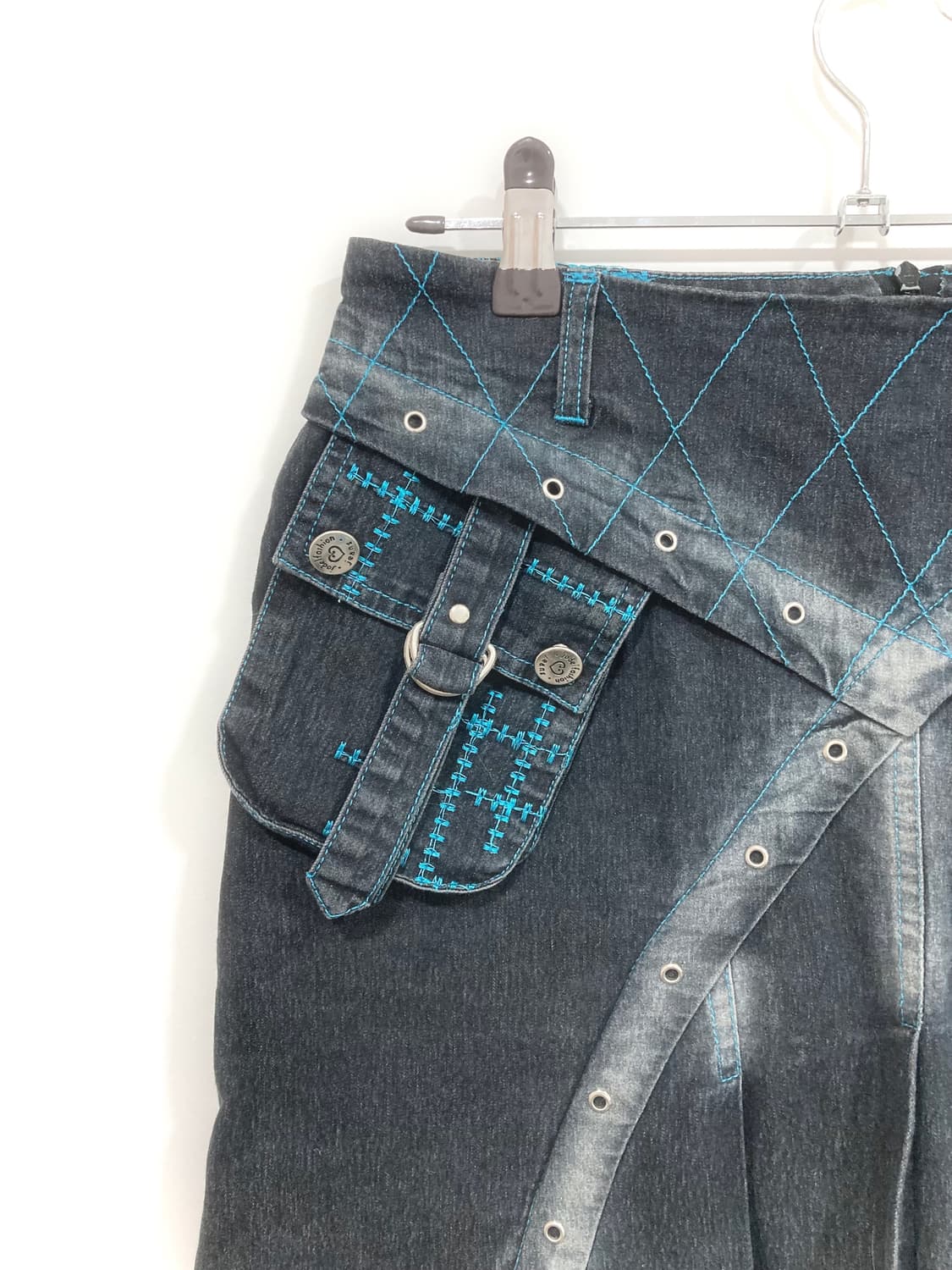 stitch pocket washing eyelet skirt 상품이미지2