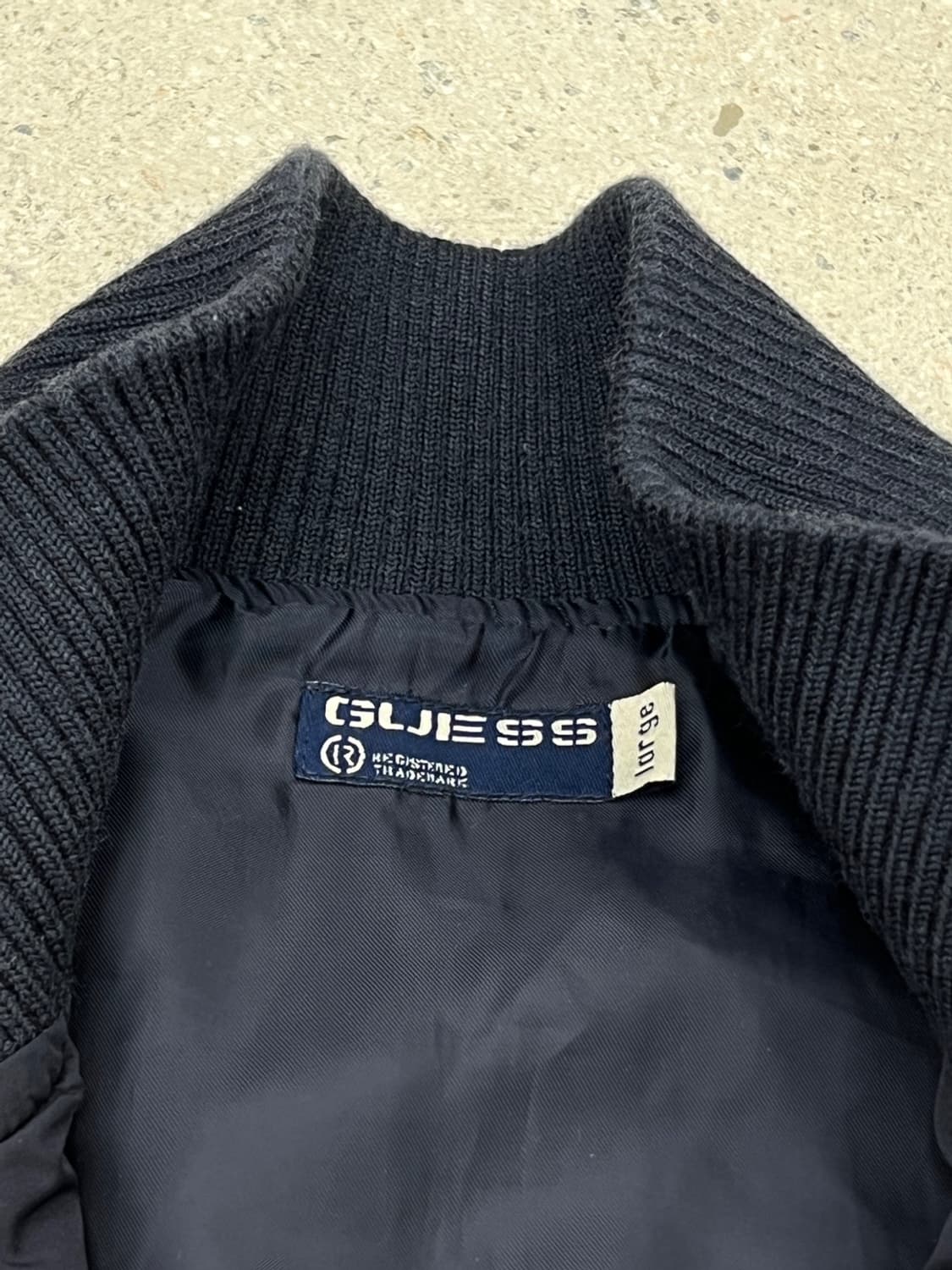 게스 90s 패브릭 믹스 패딩 베스트 상품이미지6