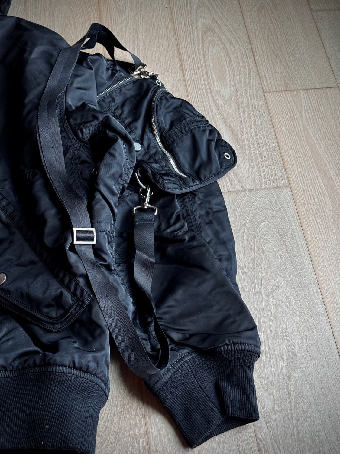 송지오 옴므 22FW 멀티지퍼 파라슈트 MA-1 (풀세트) 상품이미지4