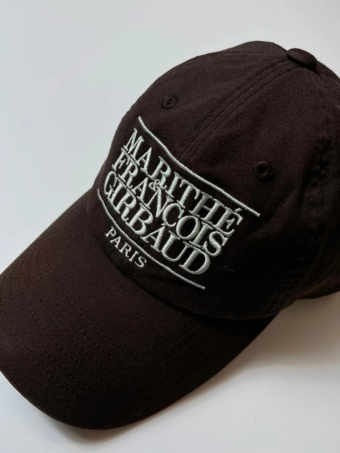 마리떼프랑소와저버 브라운 로고 시그니처 볼캡 Q1367 상품이미지2