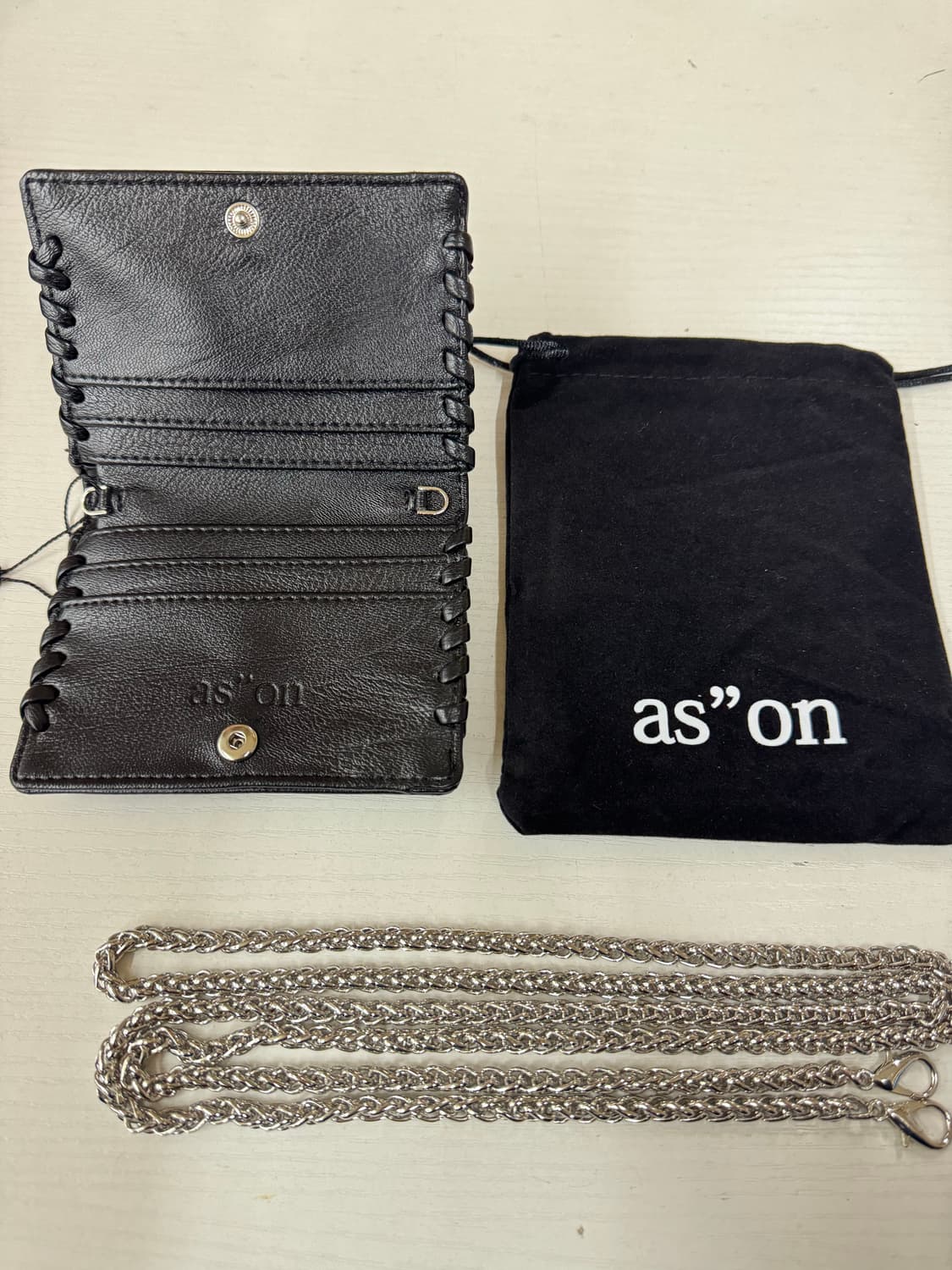 (새상품)애즈온 브린 체인 지갑 블랙 상품이미지3