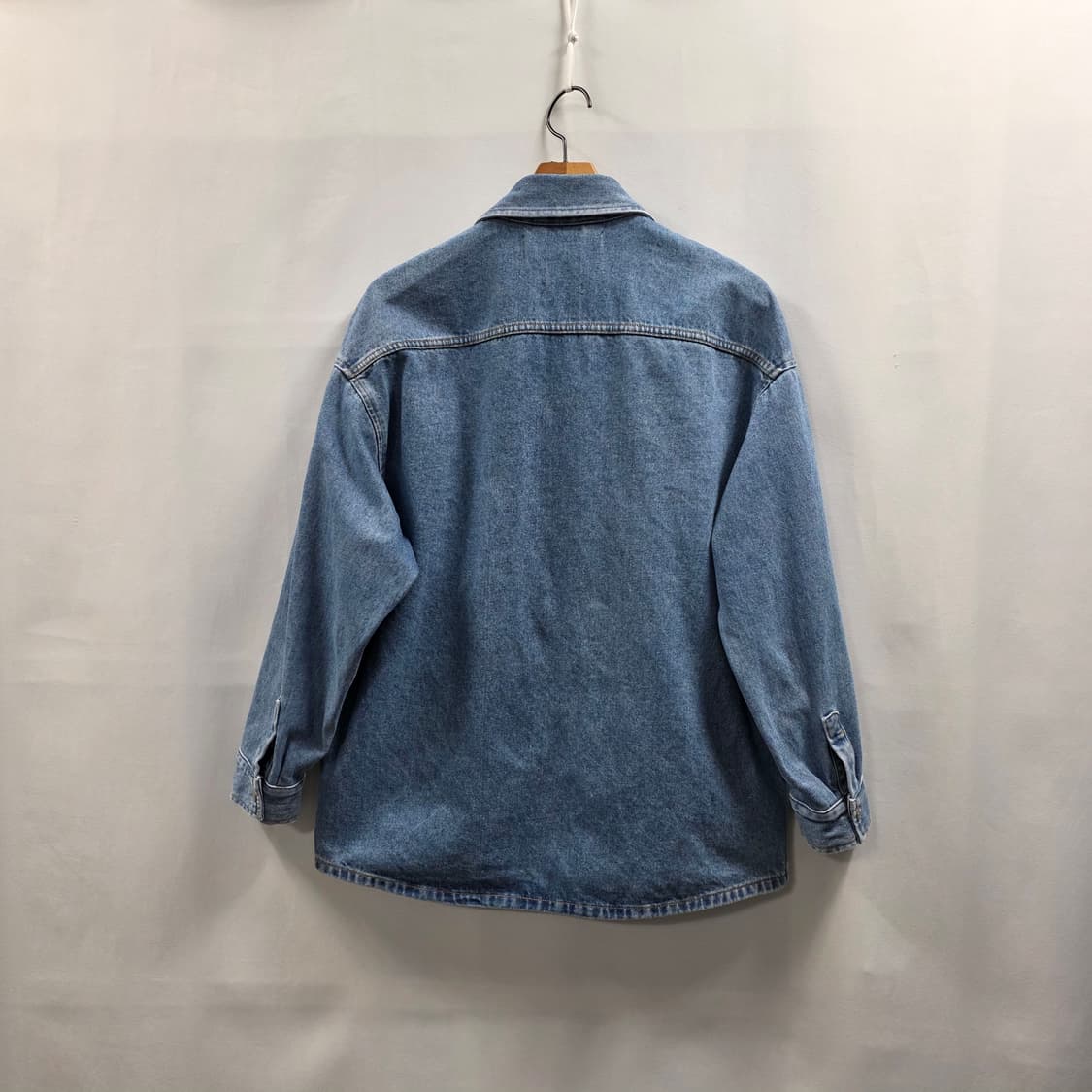 1629 캘빈클라인 진블루박시 루즈핏 데님 셔츠 S 상품이미지2