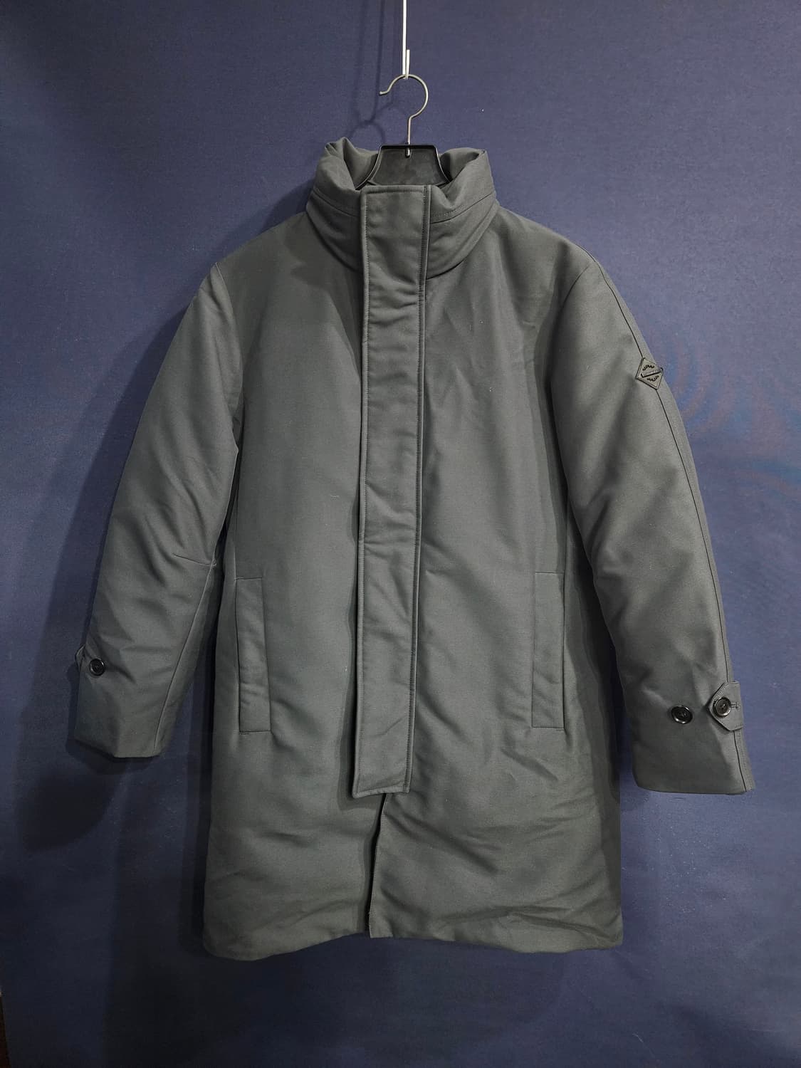 빈폴 다크그레이컬러 남성 100 구스다운 하프패딩 상품이미지1