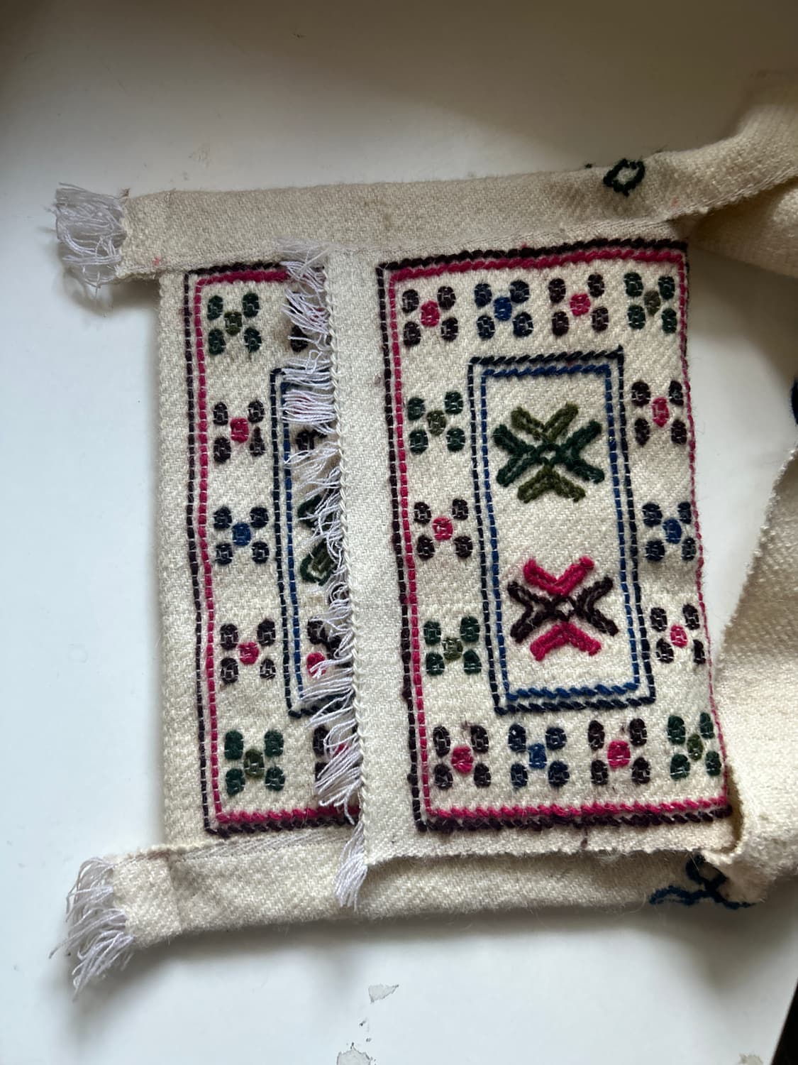 에스닉 크로스백 상품이미지1