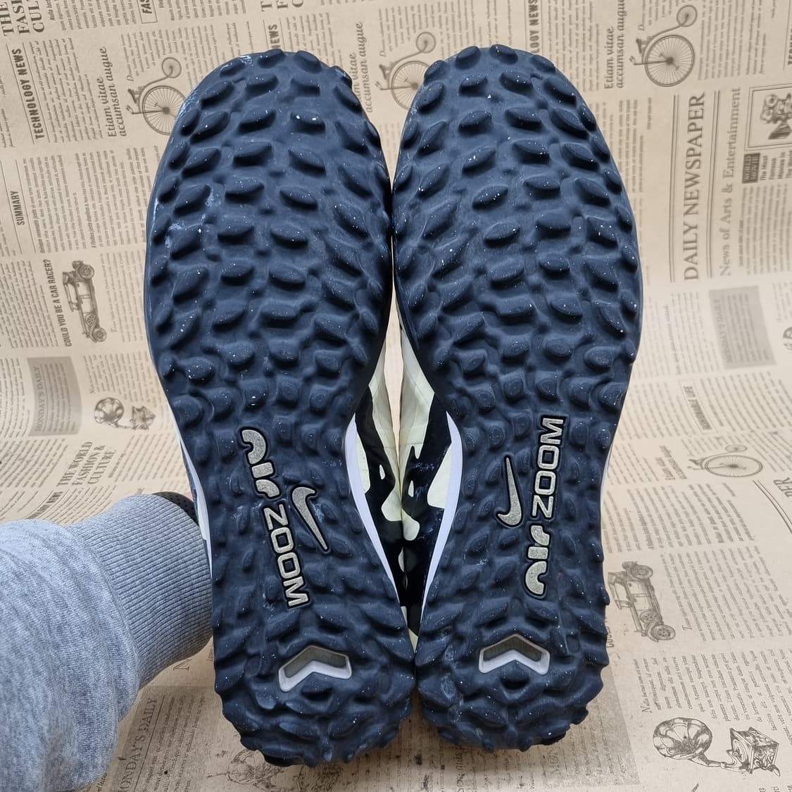 나이키 머큐리얼아카데미 풋살화 실사이즈275 상품이미지3