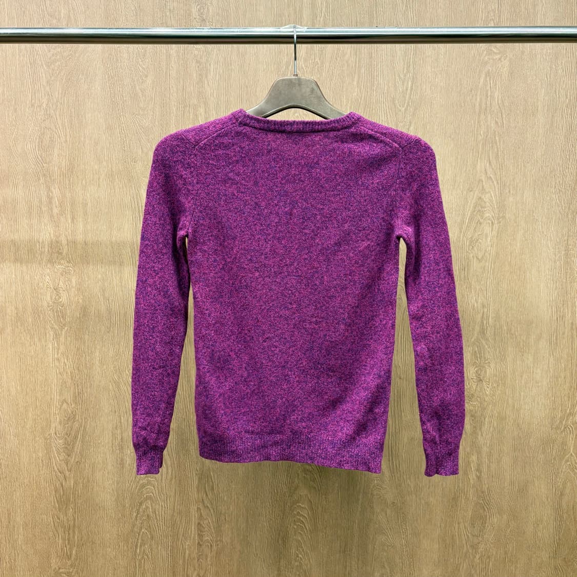 겐조 베이직 라운드넥 긴팔 니트 오렌지 자카드 로고 디테일 멜란지 퍼플 상품이미지3