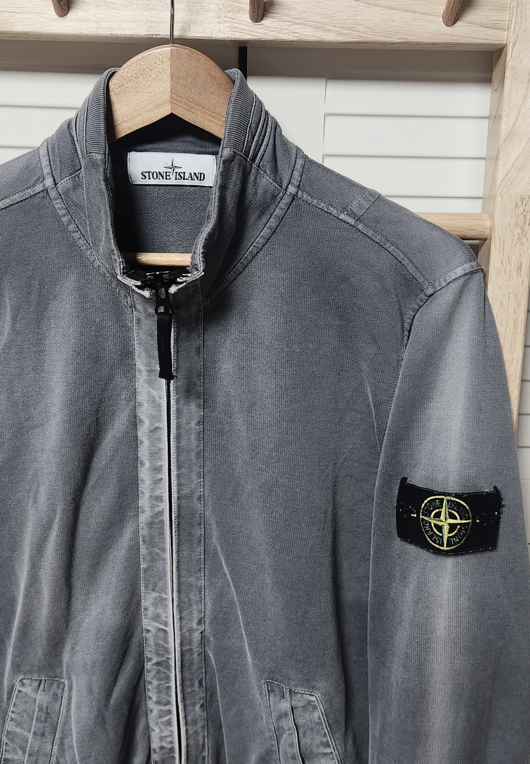 스톤아일랜드 퍼그먼트 그레이 집업 자켓 상품이미지4