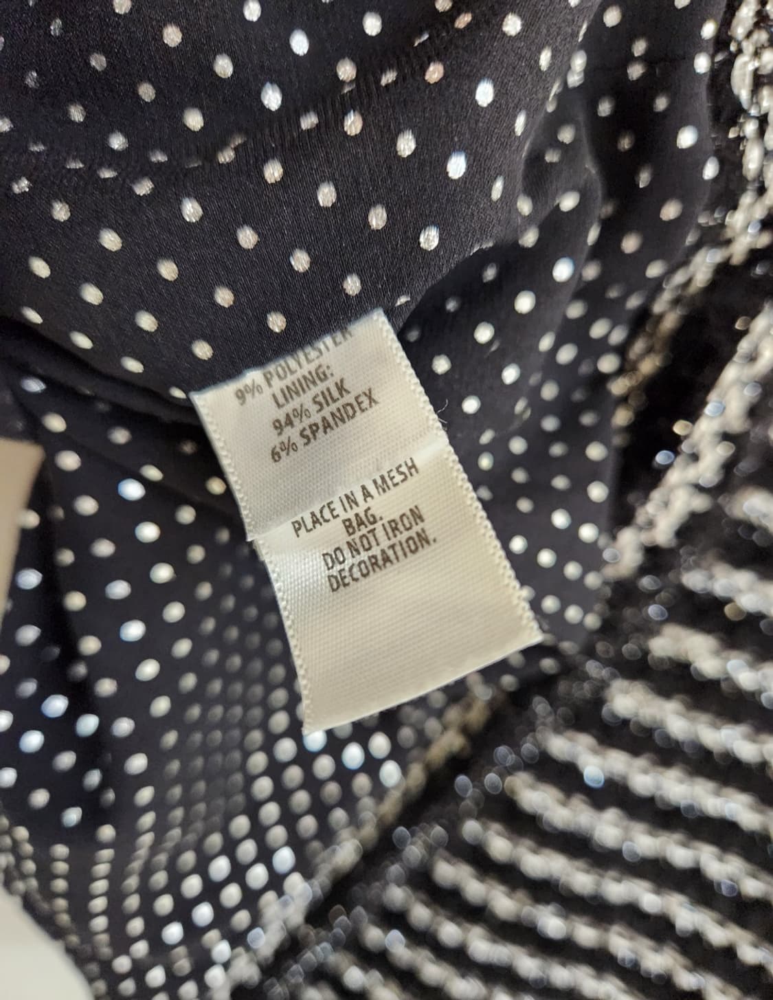 ST.JOHN 센존 쥬얼리장식 트위드자켓 6사이즈(55~66사이즈) 상품이미지7