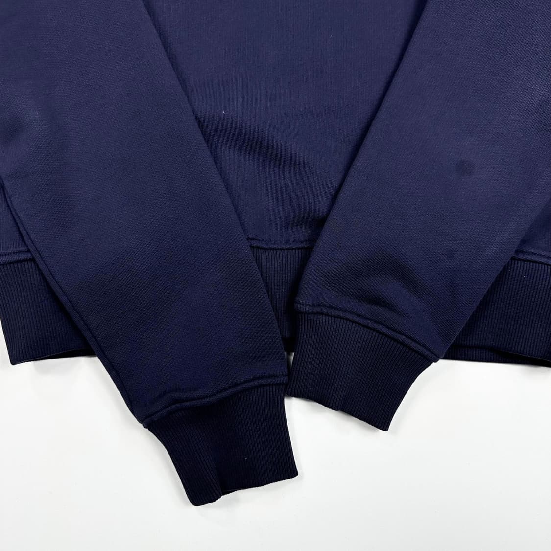 아미 스몰 하트로고 네이비 크루넥 맨투맨 (L) 상품이미지5